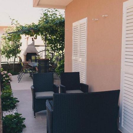 Apartments Sunny Garden Brodarica  Phòng bức ảnh